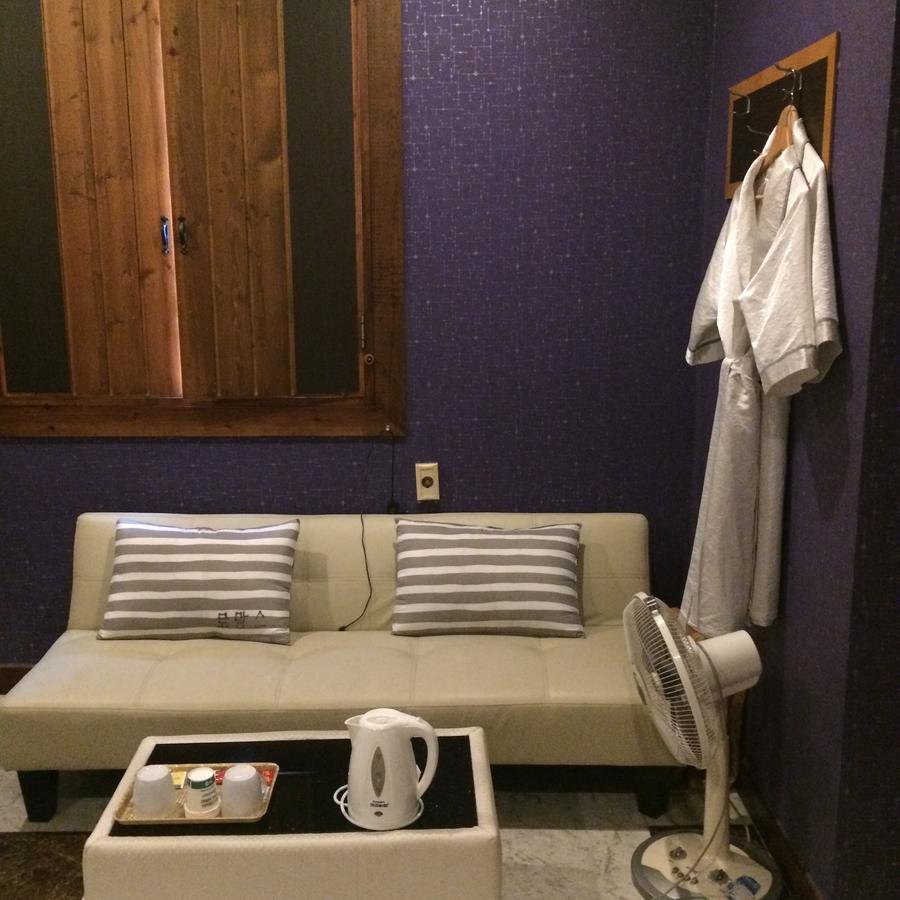 Romance Hotel Chungju Ngoại thất bức ảnh